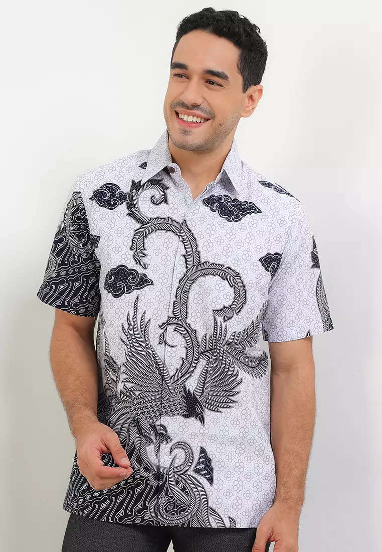 Hem Lengan Pendek Pria Reguler Fit Full Furing Baswara Prada White Grey - Rianty Batik